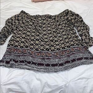 Express Foulard Print Off Shoulder Shirt